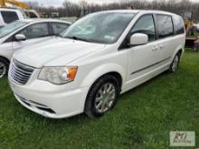 2013 Chrysler Town & Country minivan, 7 passenger, loaded, PW, PL, leather, cruise, 170K,