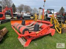 Kuhn RW1100 3pt bale wrapper, monitor in office