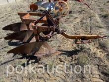 ALLIS CHALMERS 3 BTM SNAP COUPLER PLOW  **NO SHIPPING AVAILABLE**