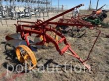 MINNEAPOLIS MOLINE 2 BTM PLOW  **NO SHIPPING AVAILABLE**