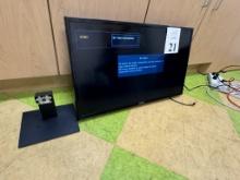 SAMSUNG 32" TV (TESTED, POWERS ON)