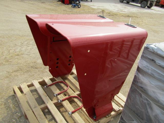 1430. 304-556. PAIR OF IH FLAT TOP FENDERS WITH LIGHTS, TAX