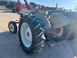 1659. 395-917, FORD 860 GAS TRACTOR, POWER STEERING, 3 POINT, TAX / SIGN ST