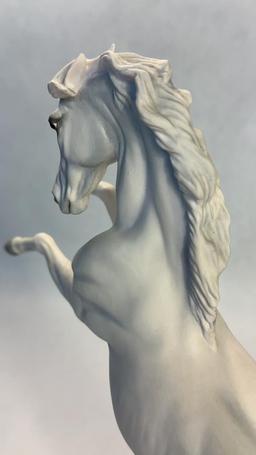 "SILVER" PORCELAIN HORSE BY PAMELA DU BOULAY