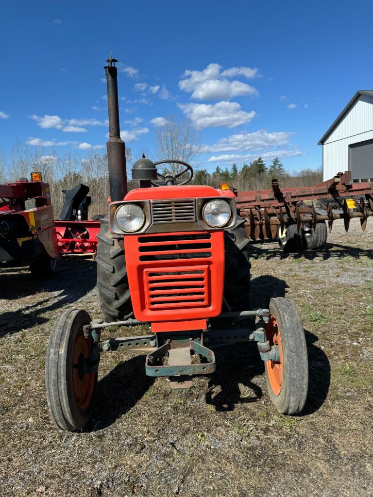 297 Classic Kubota L210 Tractor