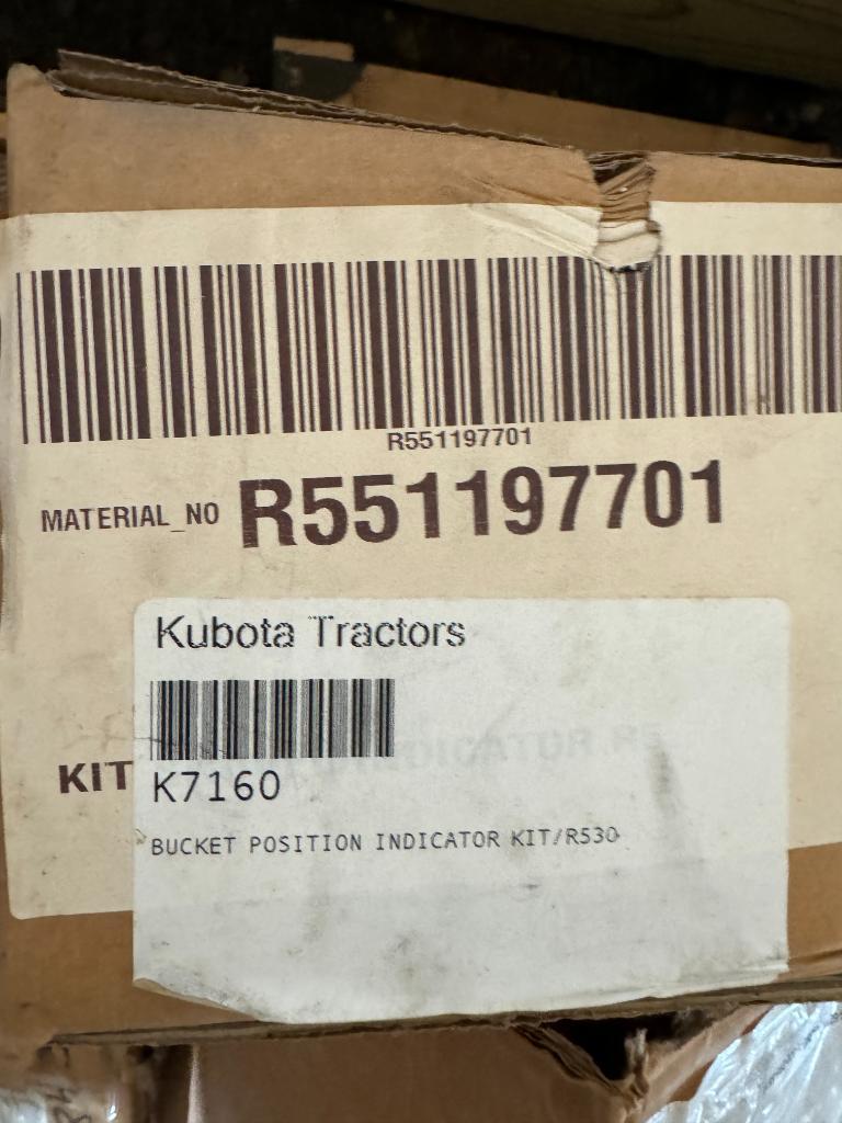 40 Large Pallet of Misc Kubota Kits
