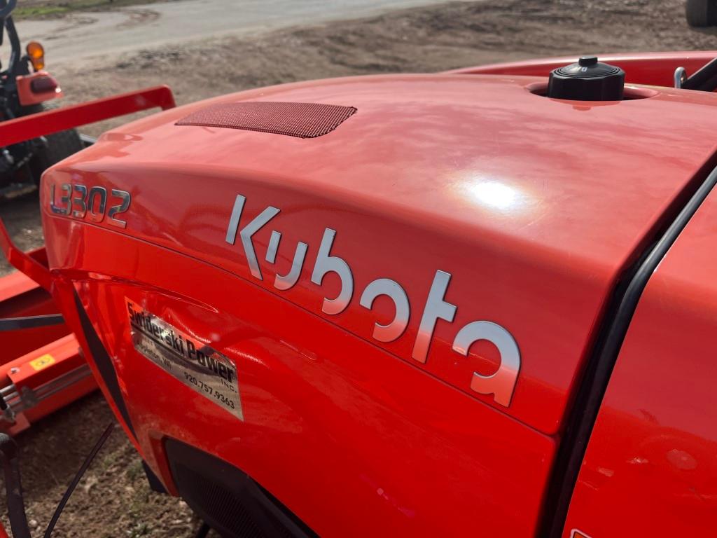 2022 Kubota L3302 Tractor