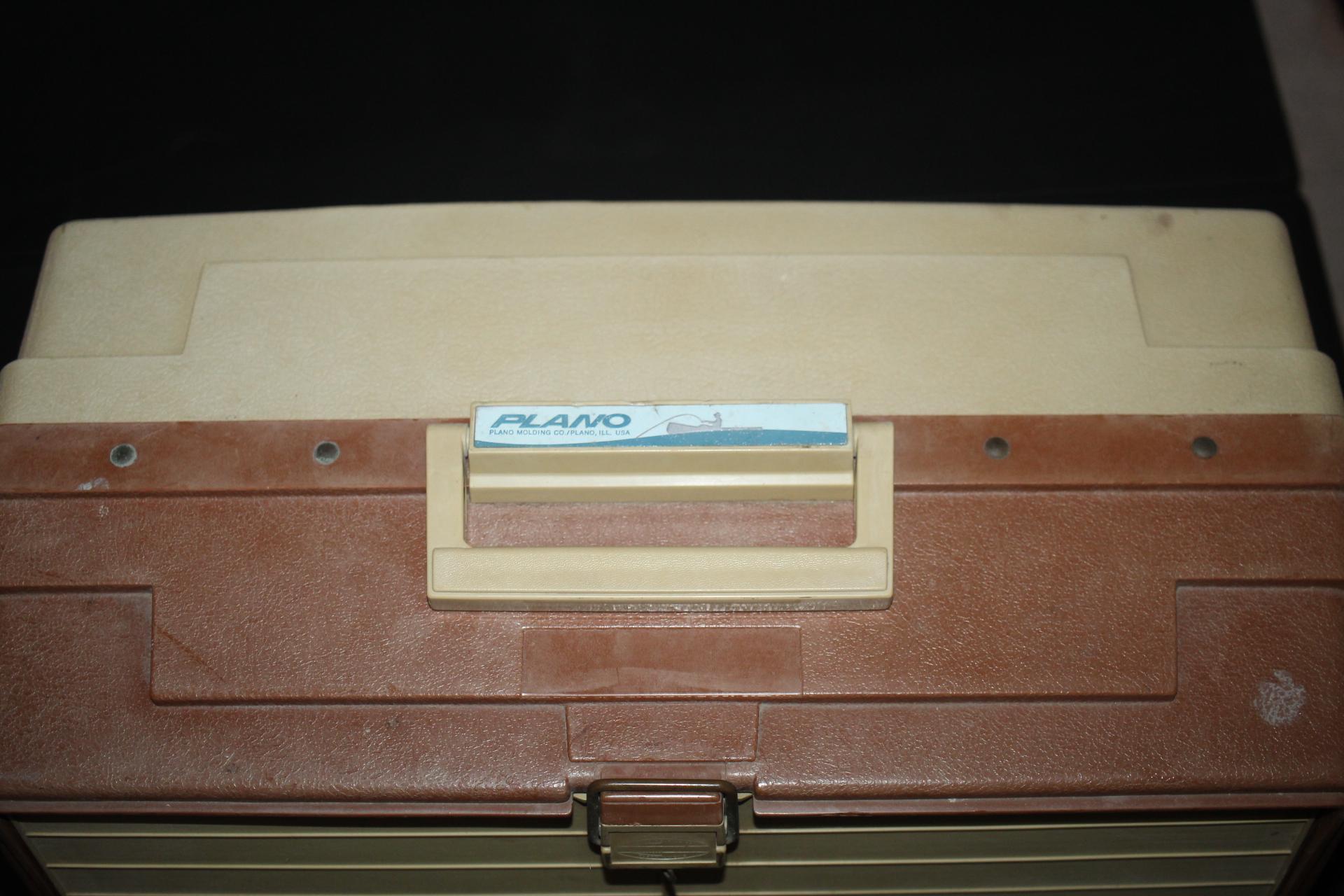 Plano 777 Tackle Box, Plastic, 19" x 9 1/2" x 13 1/2"
