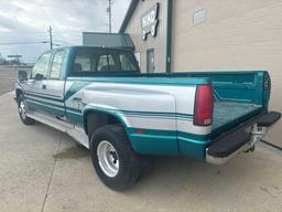 1993 Chevy 2500 Dually Pick Up Truck
