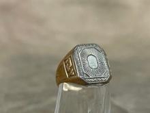 10 K Gold Ladies Ring