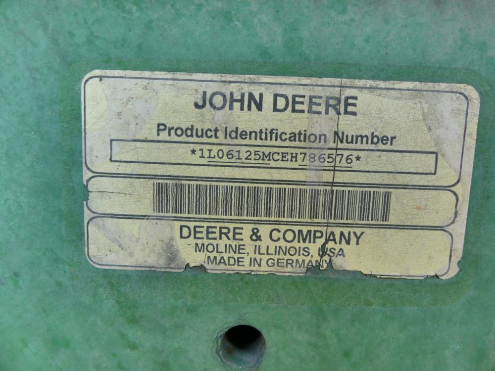 John Deere 6125M
