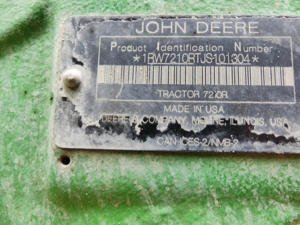 2018 John Deere 7210R